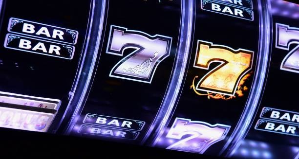 bambu99 mobile app interface showing sportsbook markets and live-dealer tables